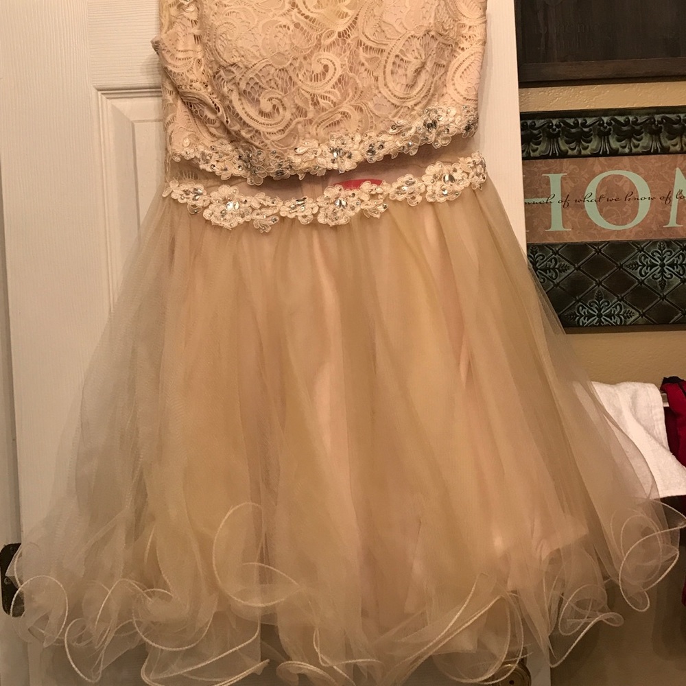 Dancing Queen - image 1